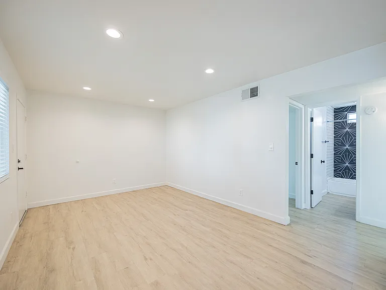 715 N 12th Ave, Phoenix Az — Photo 9
