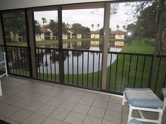 Home For Sale In Palm Chase Lakes