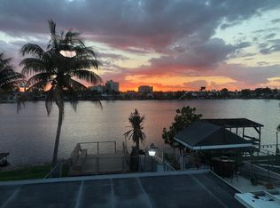 7000 W 17th Ct, Hialeah, FL 33014