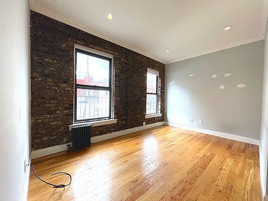 2nd image of 1413 York Ave #19A