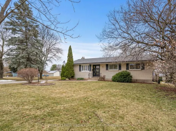 97 Roseland Dr, Quinte West, ON K0K 1L0