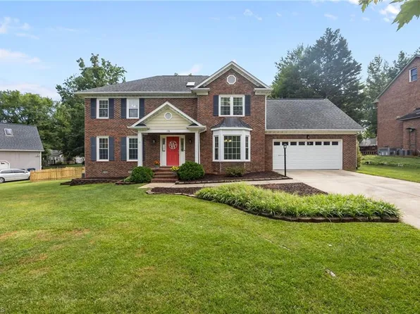 108 Victoria Ln, Gibsonville, NC 27249