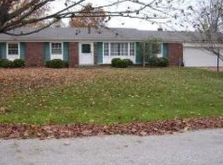 1605 E Maple Crest Dr, Bloomington, IN 47408