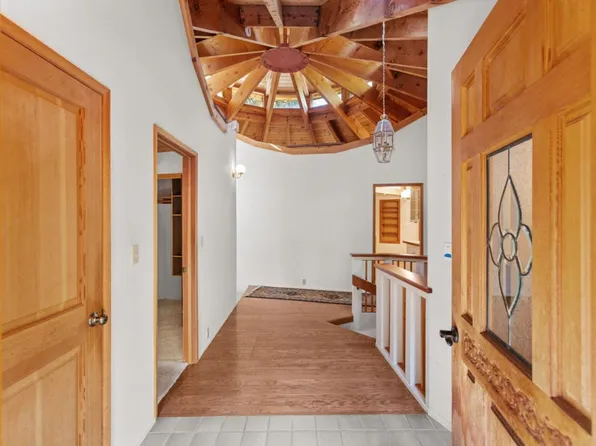 76 Morse Ln, Woodside, CA 94062