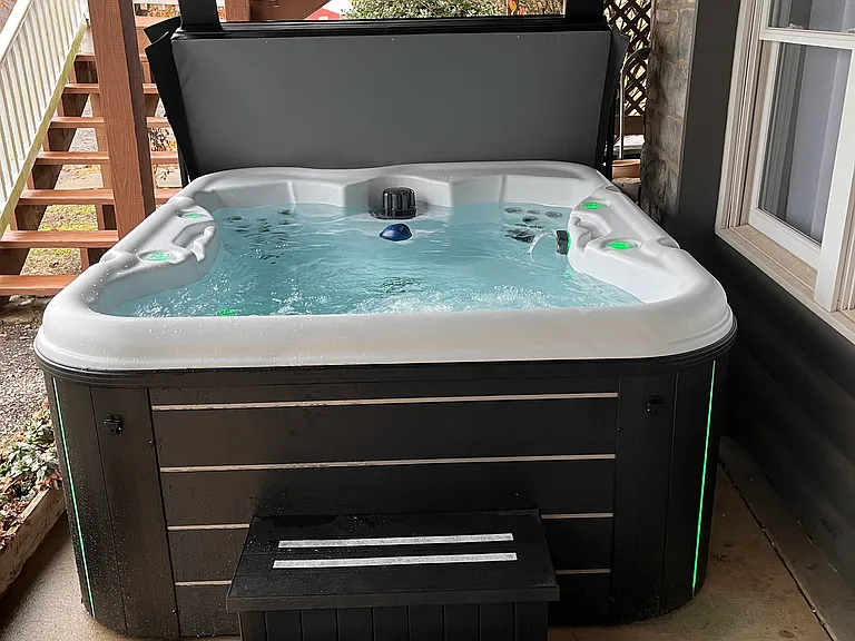 Hot tub
