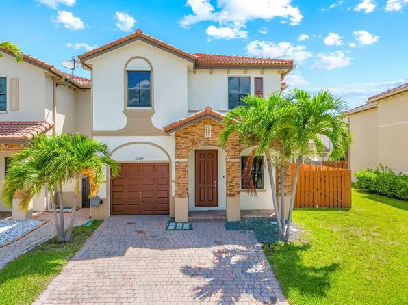 22773 SW 88th Path, Cutler Bay, FL 33190