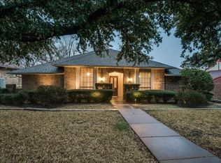 1822 Green Ridge Ct, Carrollton, TX 75007