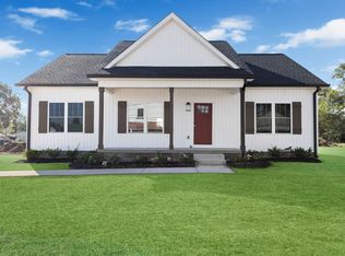 1005 W Main St, Portland, TN 37148