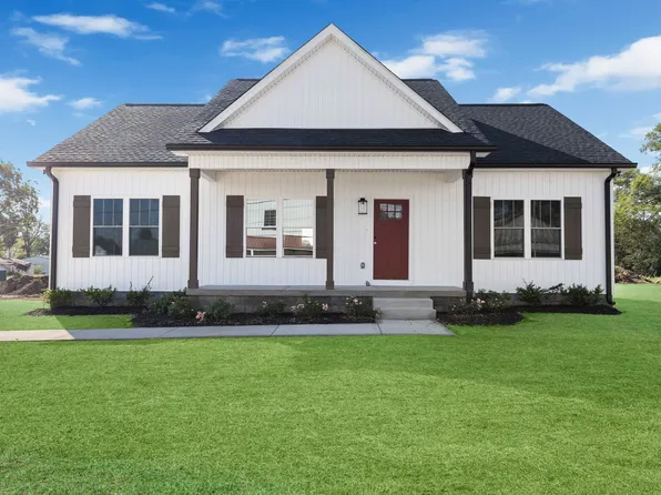 1005 W Main St, Portland, TN 37148