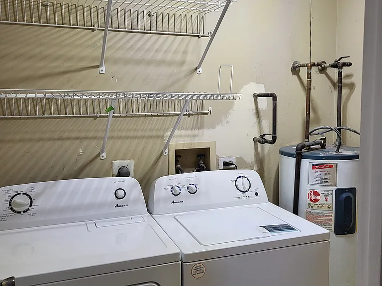 1351 N Winslowe Dr #202 — Photo 9