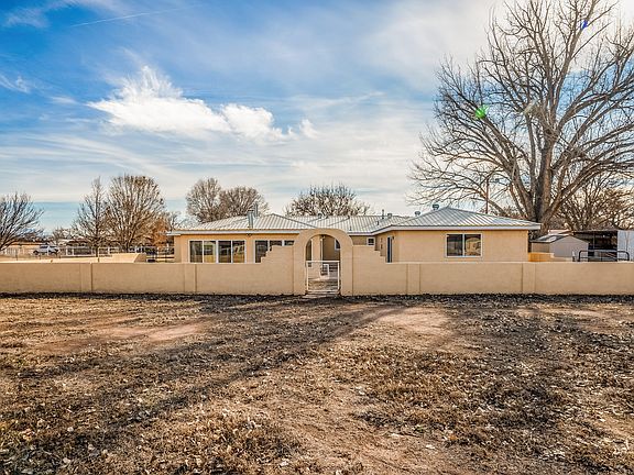 3rd image of 1550 Velvet Ln