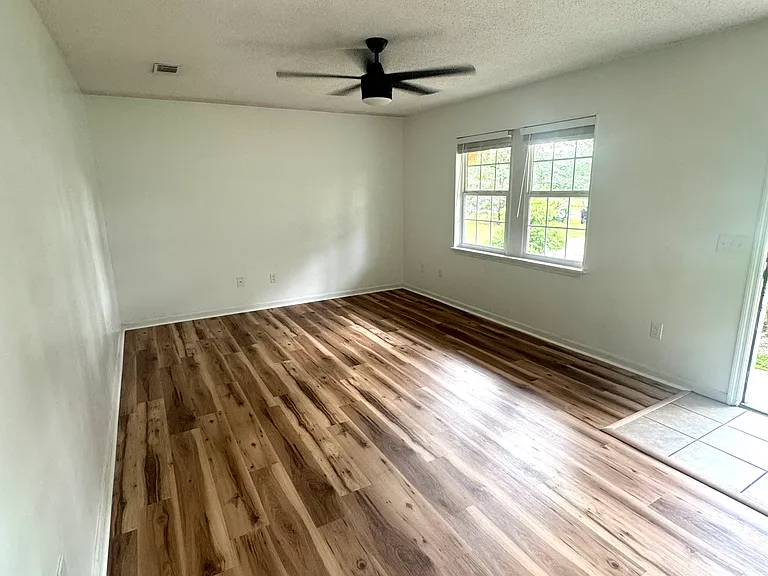 206 Pineview St — Photo 8