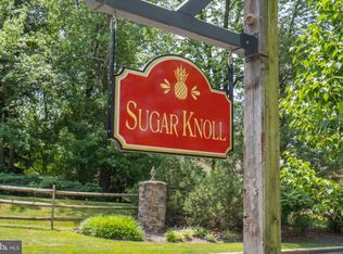 9 Sugar Knoll Dr, Devon, PA 19333
