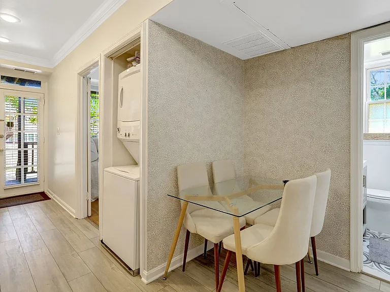 3 Russell Rd #3B — Photo 7