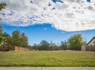 2139 Hemingway St, Redding, CA 96003