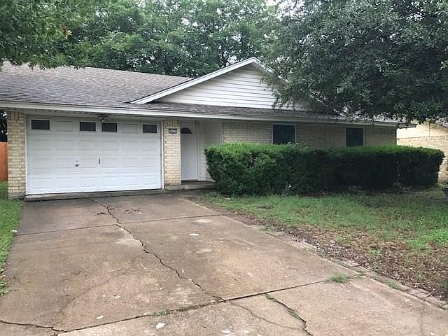 1st image of 3453 Northwood Ln