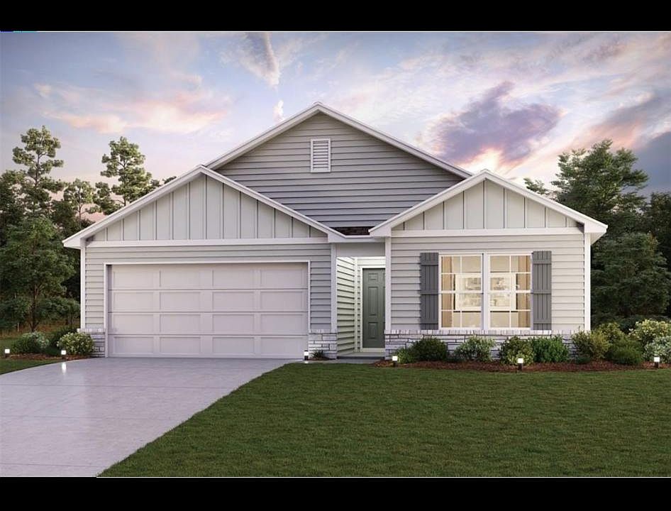1st image of 205 Crown Point Dr