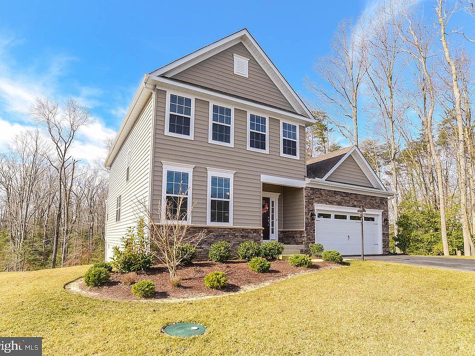 1st image of 23815 Dewberry Way