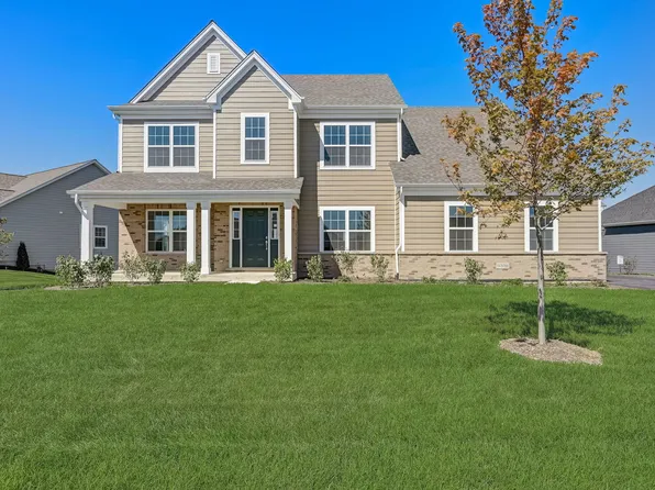 04N066 Norton Lake Dr, Campton Hills, IL 60175