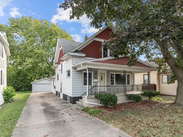 816 Bowen St, Oshkosh, WI 54901