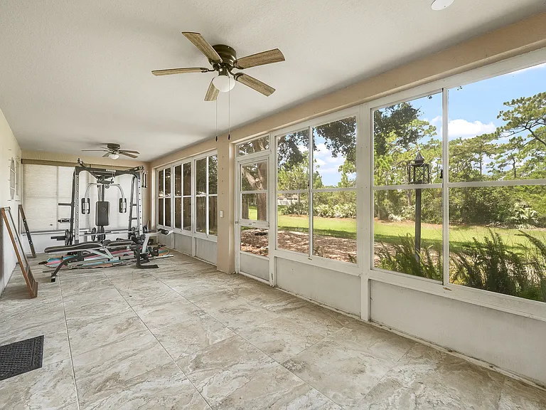 537 Mason Dr — Photo 19