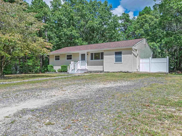 223 Arbutus Ave, Galloway, NJ 08205