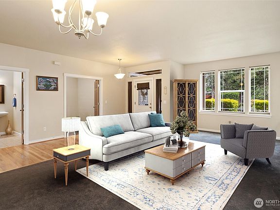 5th image of 4000 NE Breakwater Court