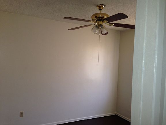 5th image of 3325 N Erwin Ave