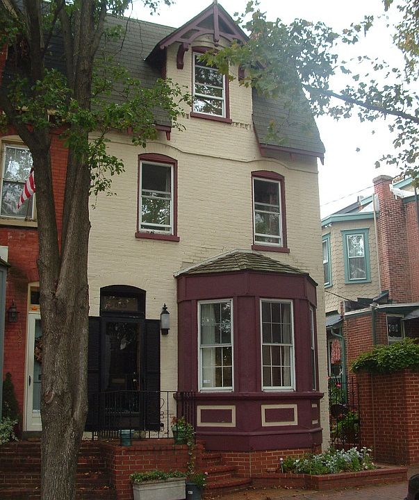 1st image of 1023 N Monroe St