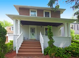 1701 Harding Rd, Northfield, IL 60093