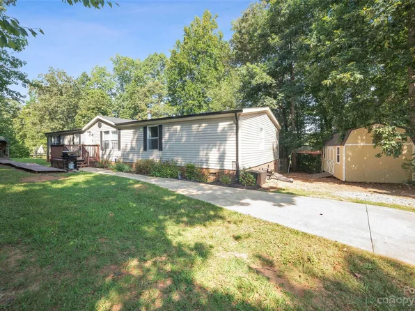 5440 Dalmatian St, Iron Station, NC 28080