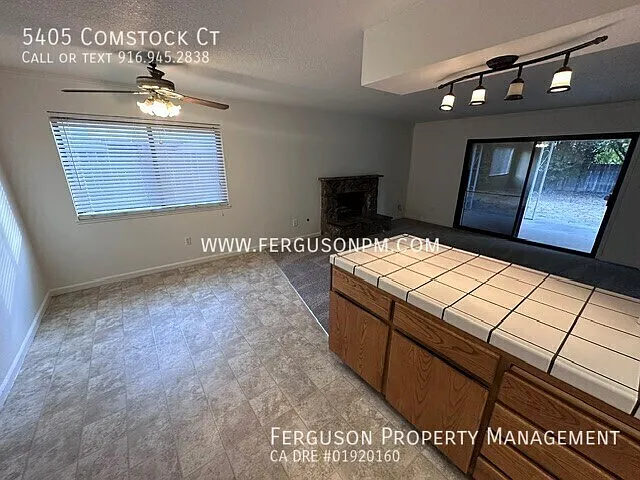 5405 Comstock Ct — Photo 5