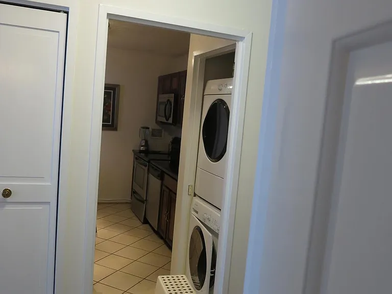 2555 Pennsylvania Ave NW #519 — Photo 21