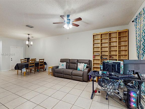 5th image of 3626 San Simeon Cir