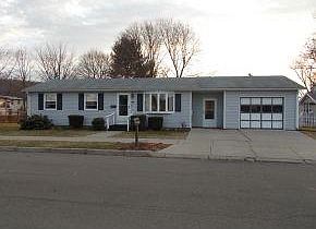 1st image of 102 Bedford St