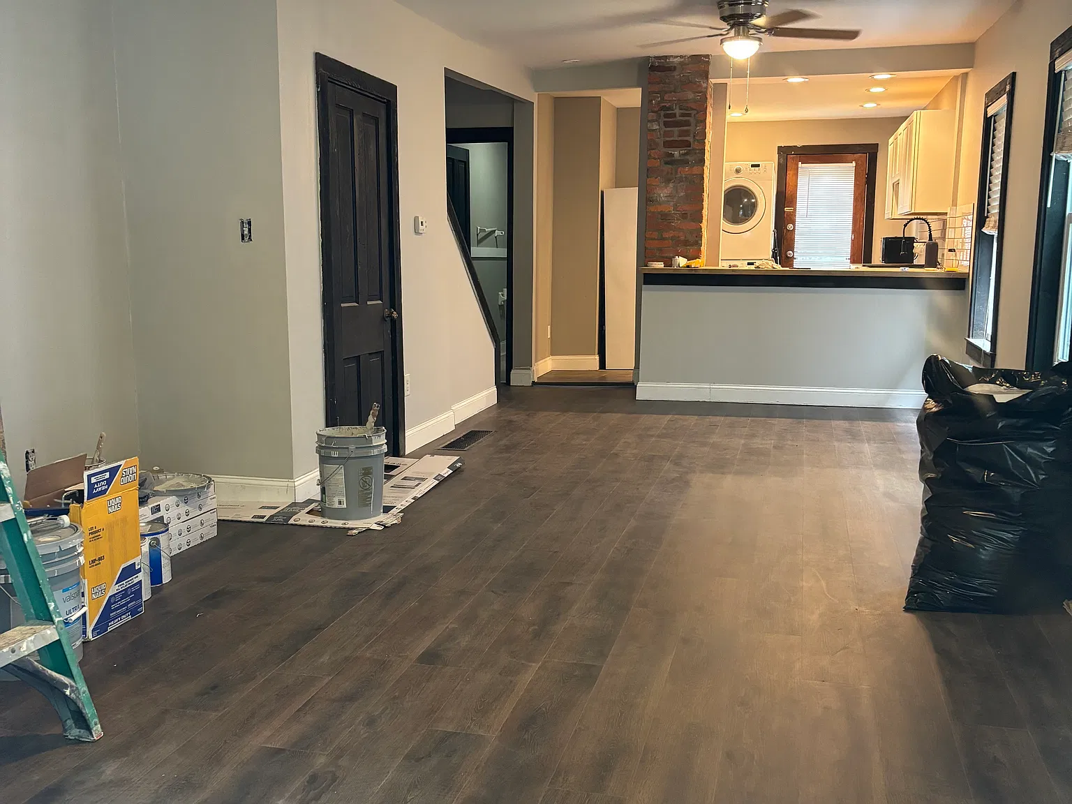 2 bed, 1000 sqft, $1,700 — Photo 1