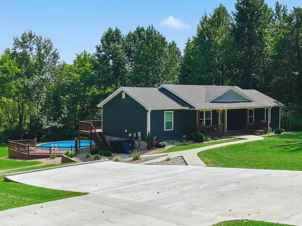 105 Majesty Ln, Campbellsville, KY 42718