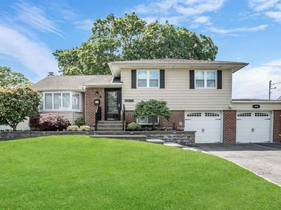 486 Dewitt Avenue, North Babylon, NY, 11703