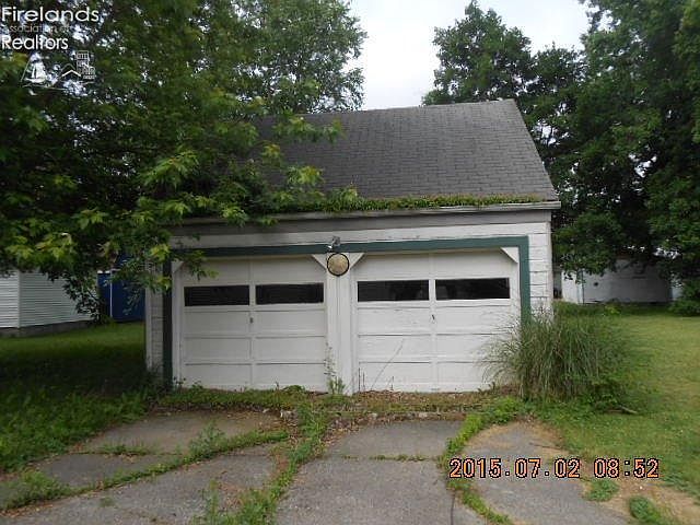 2nd image of 112 S Linwood Ave