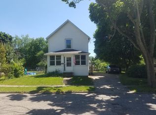 1119 Alsdorf St, Lansing, MI 48910