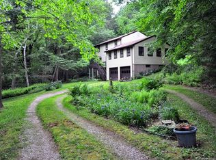 22 Hamilton Rd, East Granby, CT 06026