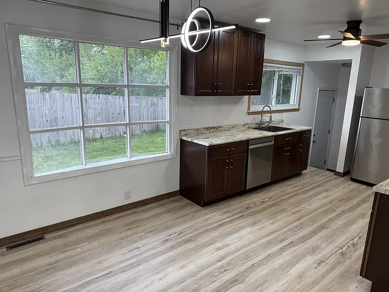 3101 Barbara Dr — Photo 32