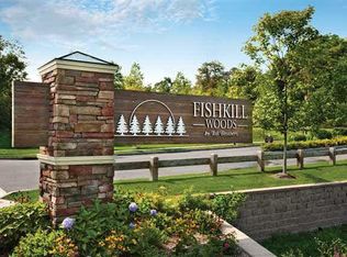 7 Pritchard Ct #62, Fishkill, NY 12524
