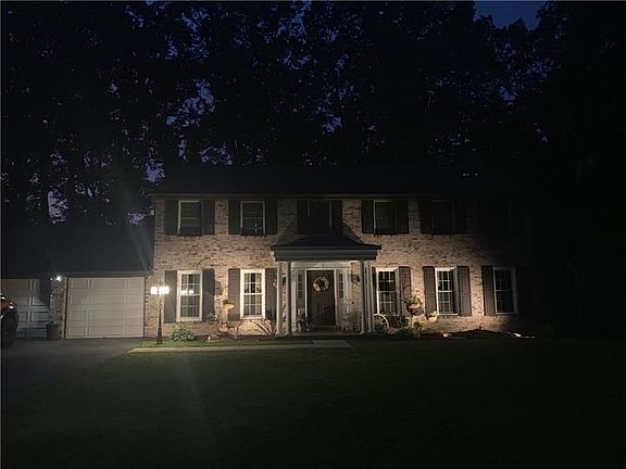 2nd image of 233 Thornwood Dr