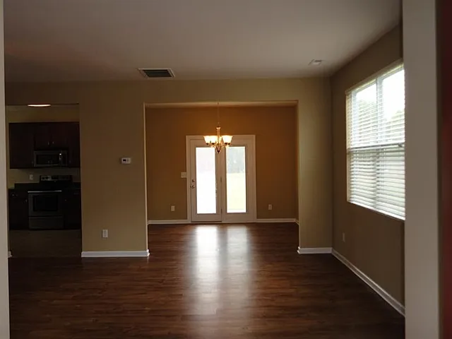 9407 Abney Ct — Photo 5