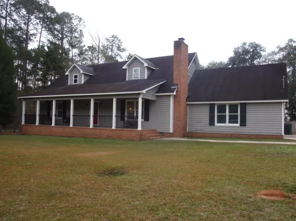 53 Holly Springs Dr, Thomasville, GA 31792
