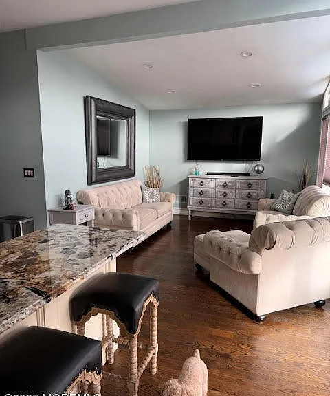 328 Maria Dr — Photo 7