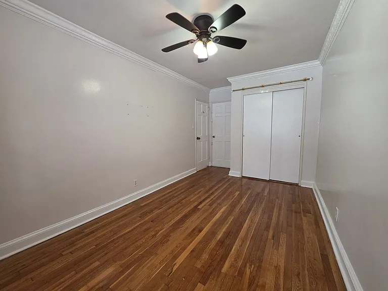 2052 E 60th St #1 — Photo 20
