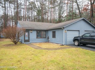 85 Wake Robin Rd, Malta, NY 12020