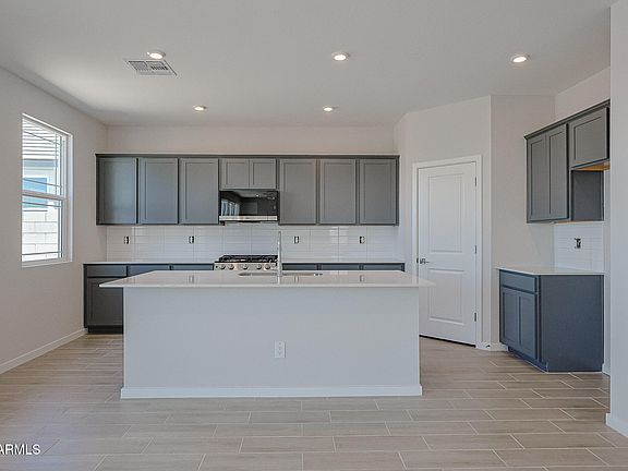 5th image of 30117 W OLEANDER Way